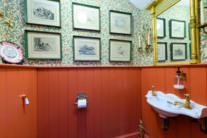 Cloakroom- click for photo gallery